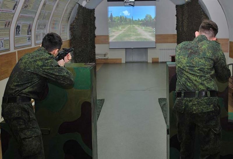 Со следующего года в школах России введут курс Начальной военной подготовки Со следующего года в школах России введут курс Начальной военной подготовки