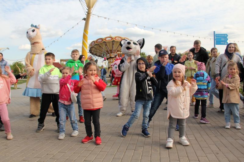 Детский фестиваль моды и талантов в парке развлечений «Сказка»