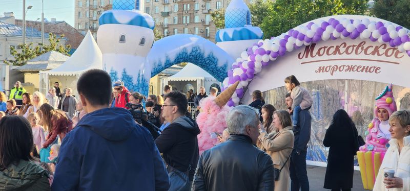 С 30 августа по 01 сентября в Москве пройдет национальный фестиваль мороженого. С 30 августа по 01 сентября в Москве пройдет национальный фестиваль мороженого.