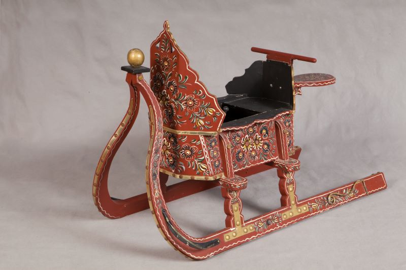 1 ноября музей-заповедник «Коломенское» откроет традиционную предновогоднюю выставку. Экспозиция «Зимние сезоны в Москве и  Санкт-Петербурге» 1 ноября музей-заповедник «Коломенское» откроет традиционную предновогоднюю выставку. Экспозиция «Зимние сезоны в Москве и  Санкт-Петербурге»