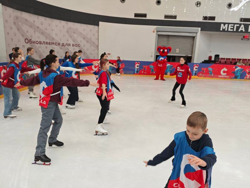 Фигурное катание с Алиной Загитовой от COOLCOLA. 1,8,15 февраля.6+