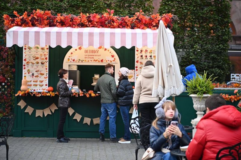 Осенний гастрономический фестиваль на Манежной площади. 0+