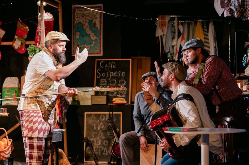 Бесплатная театральная лаборатория "Счастье" на Чистопрудном бульваре. 10+