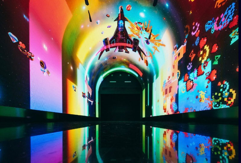 Интерактивное шоу «Игровая вселенная 3000» в ЛЮМИНАР.5+