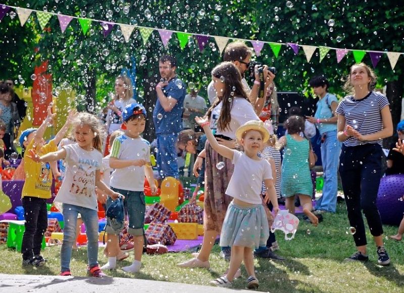 Семейный праздник под открытым небом в парке "Сад Будущего".01.08.3+