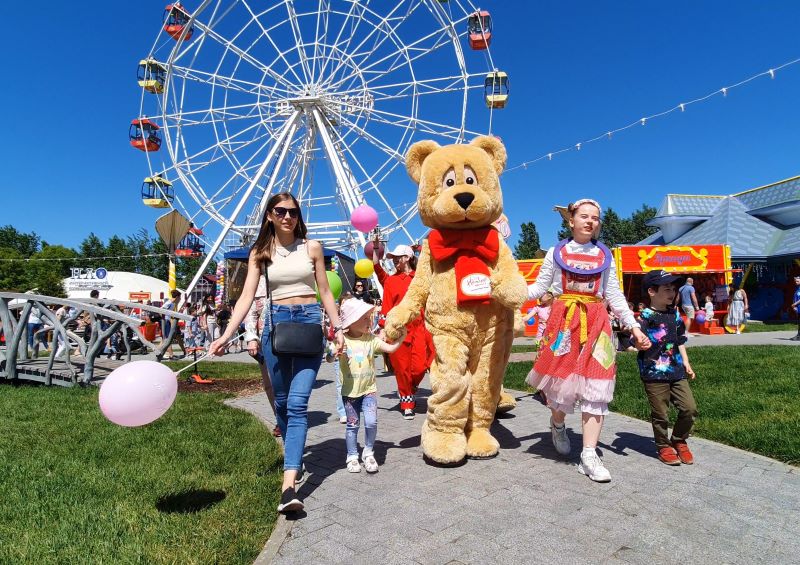 Парад ростовых кукол в парке «Сказка»: праздник для всей семьи 1 мая. 0+