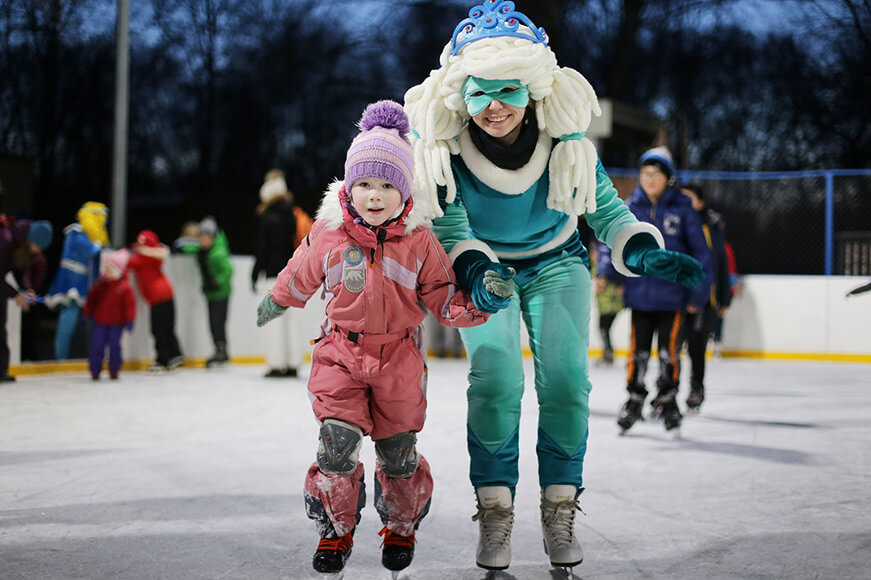 «Карнавал на льду» пройдёт 28.02.2020 в московских парках в рамках акции "Ночь на катке"