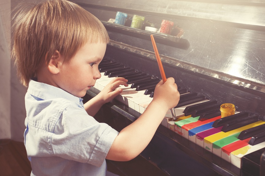 как узнать способности ребенка по дате рождения. Boy painting piano. как узнать способности ребенка по дате рождения фото. как узнать способности ребенка по дате рождения-Boy painting piano. картинка как узнать способности ребенка по дате рождения. картинка Boy painting piano.