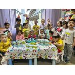 Развивающий детский сад «Штаны на лямках»