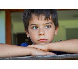 С ребенком никто не хочет дружить…