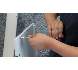 Первый трудовой опыт: какие варианты подработки есть у школьников летом?