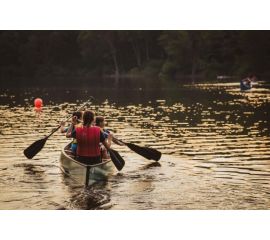 Лагерь за границей или в России – антикризисное решение