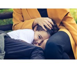 Застенчивый ребенок – как преодолеть робость