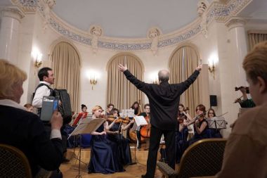 Концерт - спектакль для детей "Лягушка - путешественница"