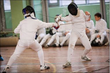 Гимназия "Гулливер Суханово" приглашает Вас и Ваших детей в секцию фехтования на рапирах