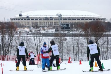Спортивно-музыкальный фестиваль «Горы рядом» на Воробьевых горах. 21 декабря.