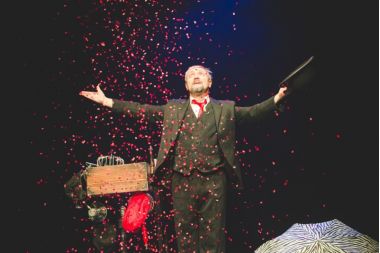 Спектакль «Лига волшебников» в Театре на Трубной. 9-10 апреля. 6+