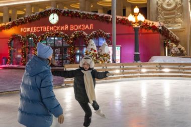 Бесплатные тренировки по фигурному катанию в Парке Горького.6+