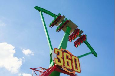 В парке развлечений «Сказка» начали работать экстремальные аттракционы