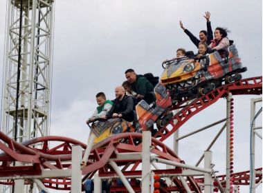 Праздничная программа «Последний звонок» в парке «Сказка». 24-25 мая.