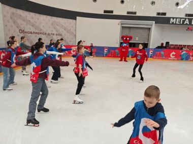 Фигурное катание с Алиной Загитовой от COOLCOLA. 1,8,15 февраля.6+